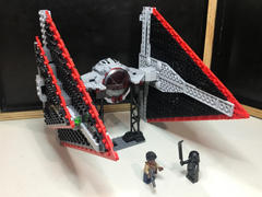 Myhobbies LEGO® 75272 Star Wars™ Sith TIE Fighter™ Review