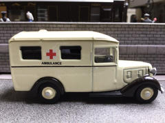 Oxford Diecast Oxford Diecast Austin 18 Ambulance RR Works - 1:76 Scale Review