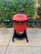 Grillscapes Kamado Joe Freestanding 24-Inch Big Joe III Red w/ Cart, Hyperbolic Insert, Aluminum Side Shelve, Heat Deflector, Divide & Conquer System - BJ24RHCI-A Review