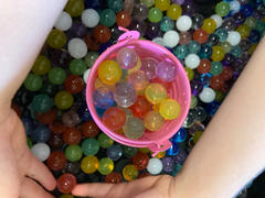 The Creative Toy Shop Huckleberry - Rainbow Water Beads - Individual Review