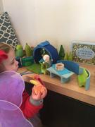 The Creative Toy Shop Grimm's Portable Doll House Review