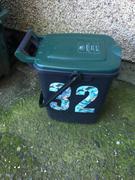 wheeliebinnumbers.net Birds Design 17cm Wheelie Bin Number Review