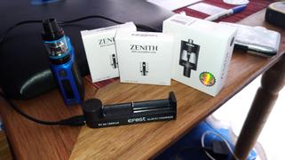 The Vape Store Efest Slim K1 Single Bay USB Battery Charger Review