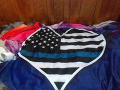 Thin Blue Line Shop Police Thin Blue Line Heart Hooded Blanket Review