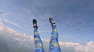 Vertical Suits Sky Leggings - In Stock Review