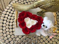 Eternal Roses® Chelsea Eternal Rose Box | Shop Heart Gift Box Review