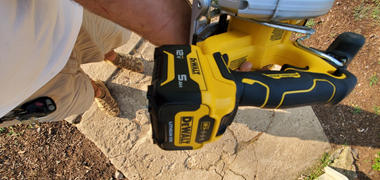 Wise Line Tools DeWalt DCS512B XTREME™ 12V MAX* 5-3/8 IN. BRUSHLESS CORDLESS CIRCULAR SAW (TOOL ONLY) Review