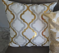 Hansel & Gretel Elegant White and Gold Decorative Pillow Covers Review