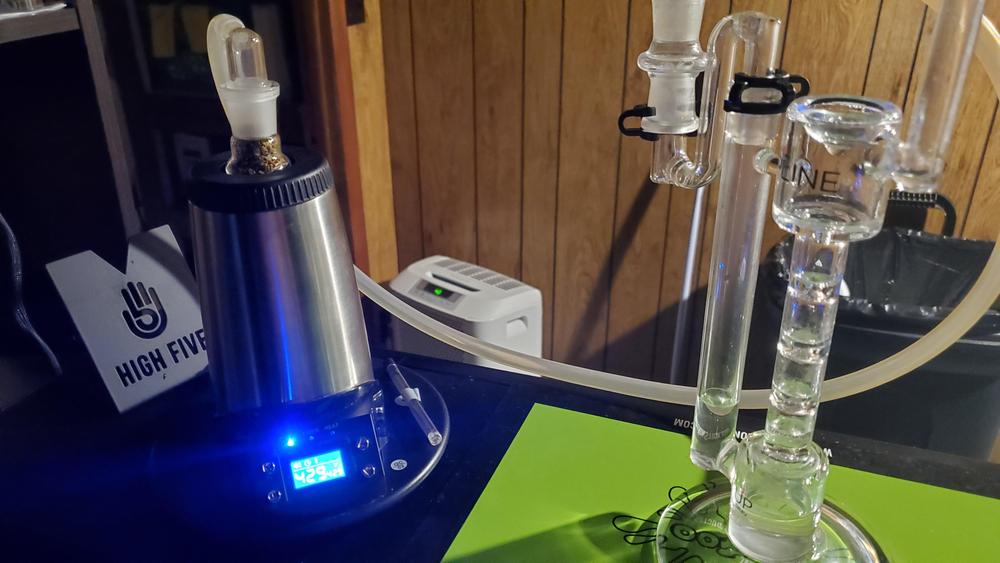 Arizer V-Tower Vaporizer - Customer Photo From Silvers24