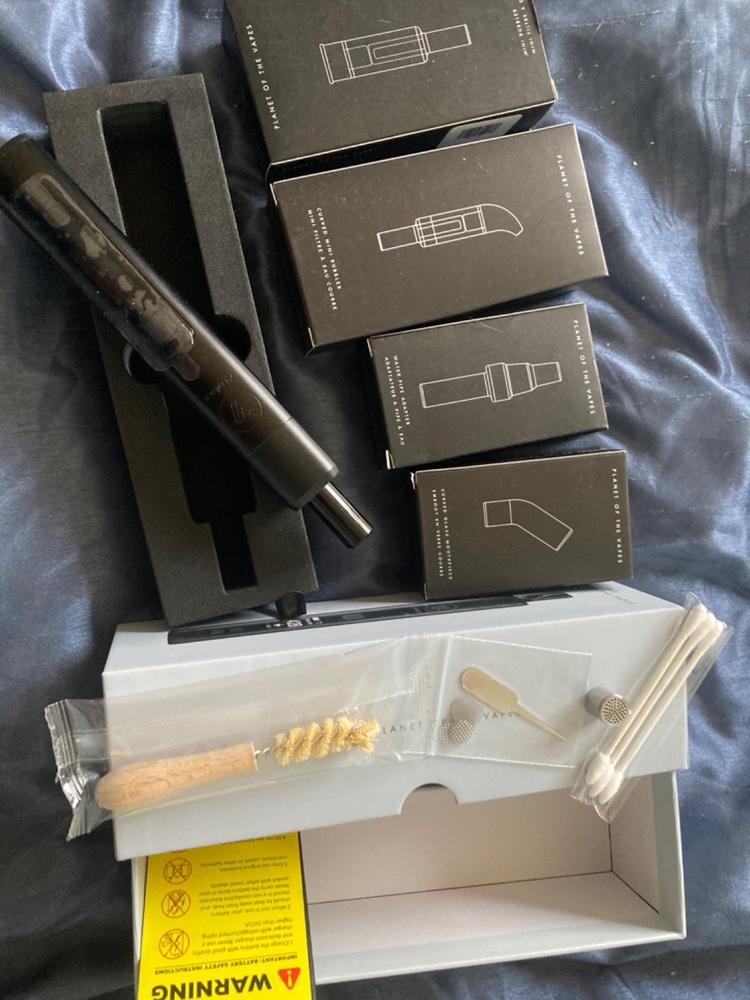 POTV XMAX V3 Pro Vaporizer - Customer Photo From Hayley Smith