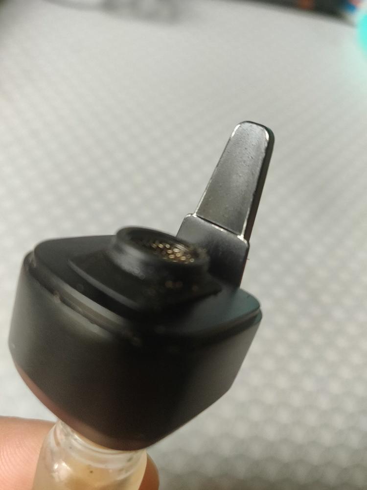 XMAX V3 Pro Glass Water Pipe Adapter - Customer Photo From Alexandre Dmitrenko