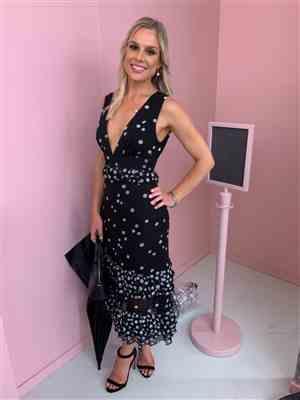Michelle Dougan verified customer review of Love Shak Midi Dress