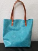 KMM & Co. Scratch-and-Dent Aegean Blue Tote Review