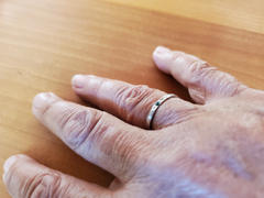 HappyLaulea 14k Gold Hand Engraved Ring [2mm] Hawaiian Old English Design -  Flat Shape Review