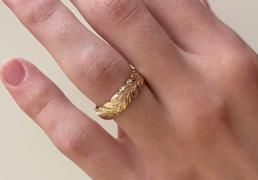 HappyLaulea 14k Gold Hand Engraved Ring [6mm] Hawaiian Maile Leaf Design - Barrel Shape Review