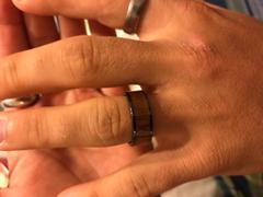 HappyLaulea HI-TECH Black Ceramic Ring with Koa Wood Inlay - 6mm, Flat Shape, Comfort Fitment Review