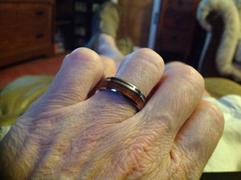 HappyLaulea Tungsten Carbide 7mm Ring with Hawaiian Koa Wood Inlay Review