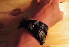 Psylo Fashion Long Wristband Review