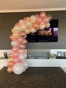 The Pop-Up Party Co. Pop Fizz Clink DIY Balloon Garland Kit Review