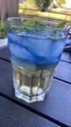 Flaschenpost Gin Love is Love - Flaschenpost Gin - Pride Edition mit Glitzer-Effekt - Blauer Glitzer Gin mit Heidelbeere Review