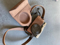 MegaGear Store MegaGear Panasonic Lumix DC-ZS80, DC-ZS70, DC-TZ95, DC-TZ90 Ever Ready Leather Camera Case and Strap Review