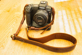 MegaGear Store MegaGear Sierra Top Grain Leather Shoulder or Neck Strap for All Cameras Review