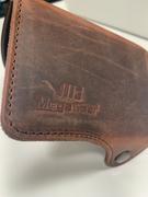 MegaGear Store MegaGear Leica D-Lux 7 Ever Ready Top Grain Leather Camera Case and Strap Review