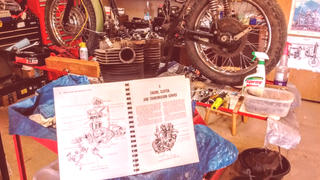 Lowbrow Customs Glenn's Triumph Two Cylinder Repair & Tune-Up Guide - Triumph Motorcycle Shop Manual Review