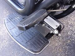 Lowbrow Customs Finned Master Cylinder Cover - 1982 - 2005 Harley-Davidson #45004-85 Review