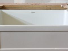 Whitehaus Collection Reversible Series 27 Farmhaus Fireclay Sink with a Plain Front Apron Review