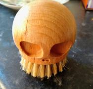 Kate's Clothing Gothic Gifts Skull Brush Review