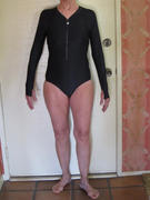 UV Skinz Women's Long Sleeve Half Zip Swimsuit Review