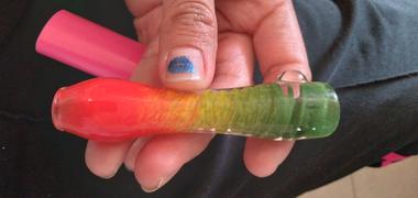 SMOKEA® Chameleon Glass Reggae Twist Chillum Pipe Review
