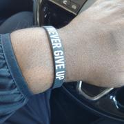 Elite Athletic Gear NEVER GIVE UP Wristband Review
