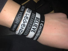 Elite Athletic Gear 1 Corinthians 9:24 Wristband Review