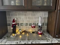 Mano's Wine Merry and Bright Etched Wine Bottle Review