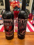 Mano's Wine Tampa Bay Bucs 2020 Champions Banner Etched Wine Review