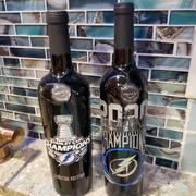 Mano's Wine Tampa Bay Lightning 2021 Championship Logo Etched Wine Bottle Review