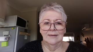 Nudie Glow Goodbye Redness Centella Gel Review