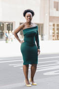 Alieva Rita One Shoulder Dress (Emerald Green) Review