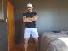 Gains In Bulk COMMITTED SHIRT | Premium Fitted Scoop Hem Review