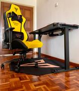 Tomaz Shoes Tomaz Syrix II Gaming Chair (Yellow) Review