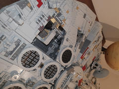 Myhobbies LEGO® 75192 Star Wars™ Millennium Falcon™ Review