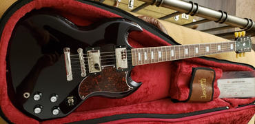 Chicago Music Exchange Gibson USA SG Standard Oxblood w/Tortoise Pickguard & T-Type Pickups Review