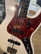 Chicago Music Exchange Fender Custom Shop 1960 Jazz Bass CME Spec Relic Aged Olympic White w/Rosewood Neck Review