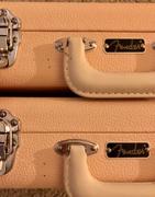 Chicago Music Exchange Fender Classic Series Hardshell Case Strat/Tele Shell Pink w/Cream Interior Review