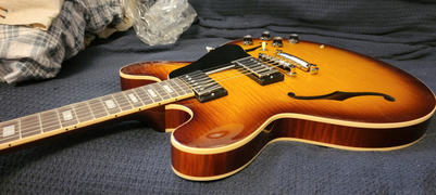 Chicago Music Exchange Gibson USA ES-335 Figured Iced Tea Review