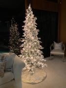 Riverbend Home Artificial Tree Slim Utica Dura-Lit 550 Clear 7.5 Feet Flocked White on Green PVC Winter Review
