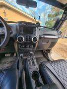 Stinger Off-Road Jeep Wrangler JK (2011-2018) Flush-Mount Radio Replacement Kit - Includes 10-inch Touchscreen Radio & Plug-and-Play Installation Review