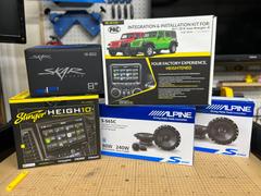 Stinger Off-Road Jeep Wrangler JK (2011-2018) Flush-Mount Radio Replacement Kit - Includes 10-inch Touchscreen Radio & Plug-and-Play Installation Review